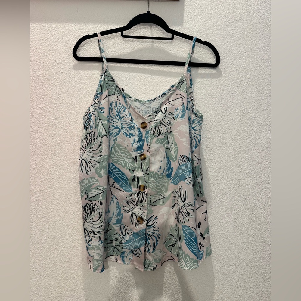 Tropical print spaghetti strap cami top with a button-down front
